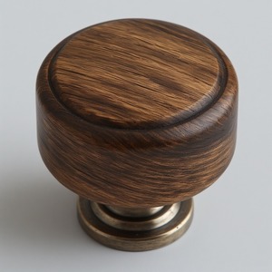 Bouton en bois en métal cuivre antique présentant une surface en bois lisse, parfait pour améliorer l'élégance classique des meubles traditionnels - Product Image 5
