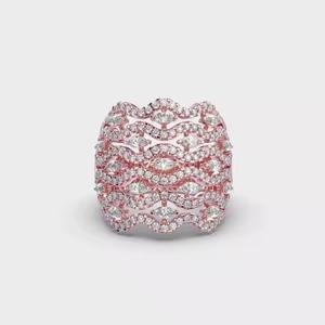 Queen Elizabeth Original Lab Grown Bague de fiançailles multi-pierres Bague de mariage de style princesse coupe marquise - Product Image 1