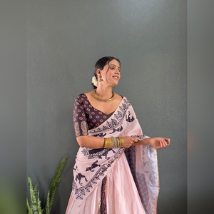 ชุดเลเฮนกาโชลีผ้าฝ้ายลายดิจิทัลประดับงานกอต้าปาตติสำหรับงานแต่งงานแบบอินเดียสำหรับผู้หญิง - Product Image 6