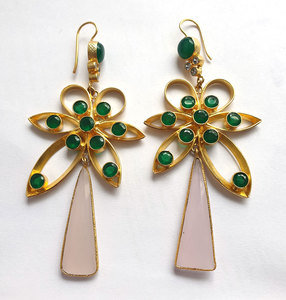 Pendientes colgantes chapados en oro con flor de ónix verde Calcedonia Rosa natural mayorista indio de pendientes colgantes de piedra semipreciosa - Product Image 5