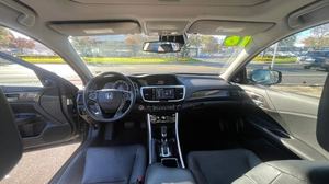 2016 H-o-n-da Accor-rd de segunda mano con detección de Honda, de segunda mano - Product Image 3