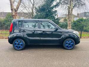 KIA S0UL 2013 d'occasion, conduite à gauche/droite - Product Image 2