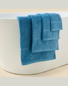 Venta caliente Toallas de baño antipilling ligeras Diseño de hilo impreso de moda Cierre de cremallera Bolsa suave Estuches cosméticos - Product Image 1