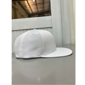 Gorra de Béisbol de 6 Paneles Impermeable, Clásica para Deportes al Aire Libre, OEM de Alta Calidad, Logotipo de Parche de PVC Personalizado, Gorra Transpirable con Cierre a Presión - Product Image 1
