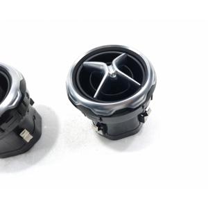 GRILLES D'AÉRATION DU TABLEAU DE BORD DROITE ET GAUCHE MERCEDES GLA Série A1568300100 (13>) - Product Image 3