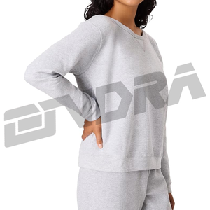 Sweat-shirt gris clair pour femme, tissu doux et respirant, coupe décontractée, style streetwear, port quotidien, confortable, tendance pour toutes les saisons, nowgo - Product Image 1