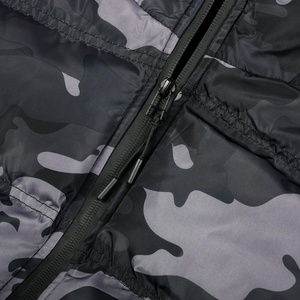 Veste en duvet de luxe de haute qualité fabrication ODM OEM vente en gros hiver extérieure imperméable pour hommes couleur unie avec fermeture éclair - Product Image 6
