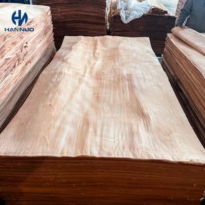 Placage d'Okoumé Naturel Hannuo Personnalisable 0,5 mm 1 mm 1,5 mm Grade C pour Contreplaqué en Bois de <span class=keywords><strong>Garbon</strong></span> - Product Image 3