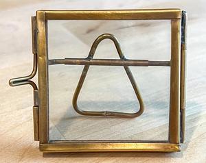 Cadre miniature compact petit présentoir d'image décor de bureau élégant porte-photo pour bureau à domicile cadeau souvenir de table article - Product Image 1