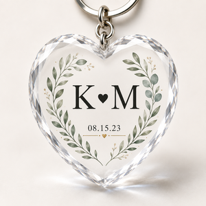 Portachiavi Personalizzato in Acrilico a Forma di Cuore con Diamante, Ciondolo con Logo in Cristallo, Iniziali e Date, Idea Regalo Romantica per Coppie, Amore in Memoria - Product Image 1