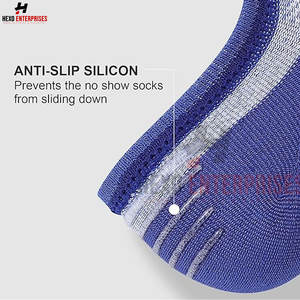 Vente en gros de chaussettes courtes en coton Chaussettes courtes de qualité supérieure avec logo personnalisé imprimé et mode Chaussettes courtes à coupe basse pour hommes - Product Image 4