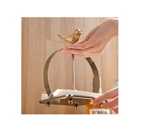 Porte-mouchoirs mural en acier inoxydable de qualité supérieure avec un design attrayant pour une durabilité durable et un style élégant - Product Image 4