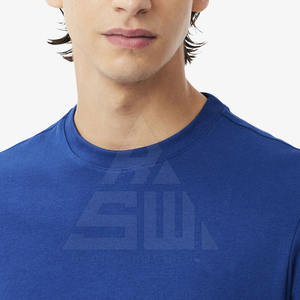 T-shirt pour homme sur mesure pour l'été avec logo personnalisé et marque privée, polyester/coton de haute qualité, respirant - Product Image 2