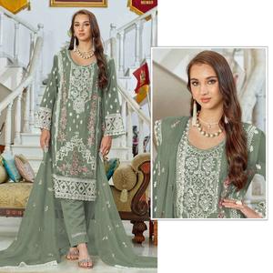 Salwar Kameez traditionnel pakistanais avec mousseline de soie Dupatta et embellissement de travail manuel pour les événements formels commande en gros - Product Image 1