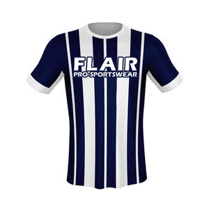 Camiseta de fútbol para niños de diseño retro personalizado, la mejor calidad, 100% poliéster, cómoda, transpirable, Parte delantera corta, conjuntos de nombre OEM nacional - Product Image 2