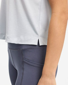 Débardeur pour femmes Fitness en coton de haute qualité Service OEM Conception personnalisée Respirant Fabriqué en usine Débardeur pour femmes de couleur unie - Product Image 3