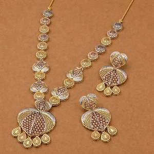 Collares Chapados en Oro de 3 Tonos al por Mayor, Juego de Collares Multitono, Juego de Collares de Latón de 3 Tonos, Juego de Collares Cortos Tricolor Dorados - Product Image 1