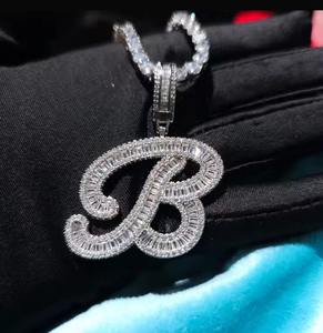 Elegante personalizado desbordamiento Baguette letra colgante collar para él Iced Out placa de identificación cadena Hip Hop joyería personalizada regalo - Product Image 3