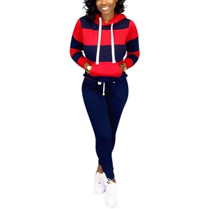 Conjunto Deportivo Personalizado para Mujer, con Capucha y Rayas, de Dos Piezas, Estilo Casual - Product Image 2