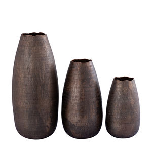 Vente chaude Grand Vase À Fleurs En Aluminium Noir avec Motif À Rayures Design Moderne pour Fête De Mariage Maison Table Chambre Côté Décor - Product Image 5