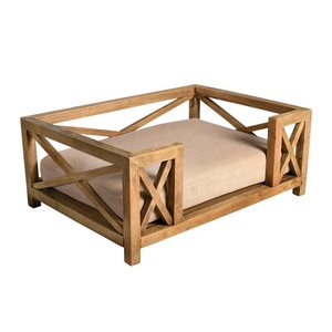 Lit pour animaux de compagnie en bois d'acacia de haute qualité, accessoires pour animaux de compagnie, lits pour animaux de compagnie les mieux notés taille XL Viet Nam - Product Image 1