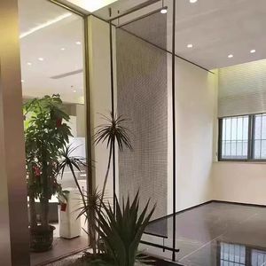 Cloison <span class=keywords><strong>d</strong></span>'écran en acier inoxydable à grille minimaliste en métal guerrier noir pour <span class=keywords><strong>rideau</strong></span> de séparation de salon <span class=keywords><strong>d</strong></span>'hôtel - Product Image 1