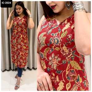 Las últimas mujeres usan Kurtis de algodón sin mangas con estampado digital Kurti para ropa regular y de oficina con Kurtis de talla grande a bajo precio - Product Image 3