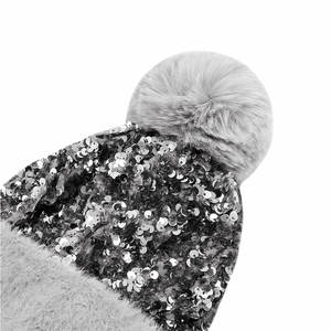 Gorro de bajo precio con textura peluda para un uso acogedor Gorro Premium con capas gruesas de piel sintética - Product Image 5
