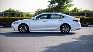 Brand New Zero Mileage/Kmh Price Friendly 2025 Sonic Quartz White L - ES 350 <b>Prime</b> 2.5L V6 FWD Sedan Ready to ship - Product Image 5