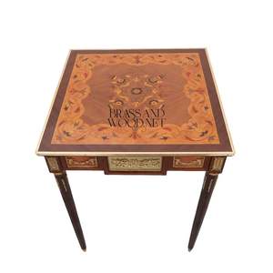 Table d'appoint carrée de luxe avec incrustation de marqueterie complexe et accents en laiton doré orné pour la décoration intérieure classique - Product Image 5