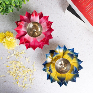 Porte-lampe à thé en laiton épais de qualité supérieure Une lueur luxueuse Porte-lampe à thé en laiton épais fabriqué à la main élégant et robuste - Product Image 4