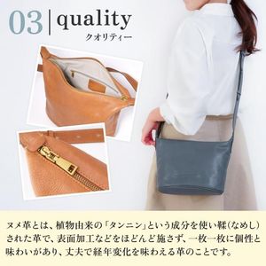 Bolso de Hombro Pequeño Nume - Cuero Genuino con Cierre de Cremallera, Estilo Portátil para Dama - Product Image 4