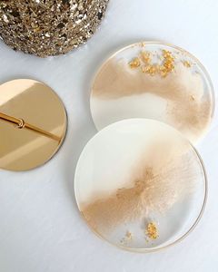 แผ่นรองแก้วเรซินหลากสีสำหรับชุดโต๊ะในครัวแผ่นรองแก้วสีแบบทำมือปรับแต่งได้ - Product Image 2