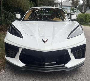 CHEVROLET CORVETTE STINGRAY CONVERTIBLE 2020 USADO, VOLANTE A LA IZQUIERDA/DERECHA - Product Image 1
