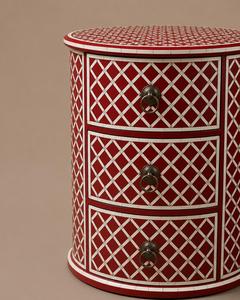 Mesa de Noche Redonda Moderna con 3 Cajones y Diseño de Panel Rojo y Blanco para Dormitorio o Habitación de Invitados - Product Image 4