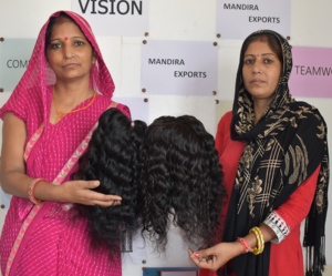 Wholesale 100% <b>Cheap</b> Indian Virgin Remy Cuticle Aligned Black Wavy Bundles Raw Unprocessed Indian Human Hair <b>Extensions</b> - Product Image 6