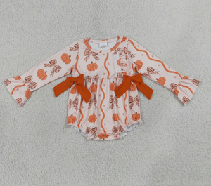 Mono de manga larga con volantes y botones para bebé niña, diseño de calabazas y lazos, para otoño - Product Image 1