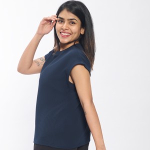 Camiseta de mujer ligera de punto gofrado a cuadros con cuello redondo y manga corta, corte regular, formal, antiarrugas, de tela texturizada, superventas al por mayor - Product Image 1