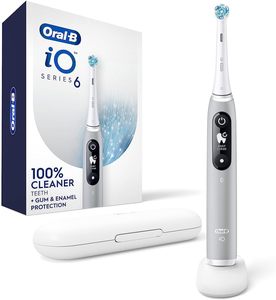 Cepillo de dientes eléctrico Oral-B iO 5 Brilliant Clean, paquete de 2 - Product Image 5