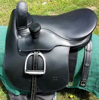 Ensemble de selle de cheval en cuir indien de qualité supérieure avec sangle de circonférence pour équipement de cheval de couleur marron noir pour selle anglaise en gros