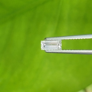 เพชรสำหรับปลูกในห้องแล็บขนาด4x2x1.7มม. ทรง tapper 0.1 CT สำหรับทำแหวนหมั้นหรือทำเครื่องประดับ - Product Image 3