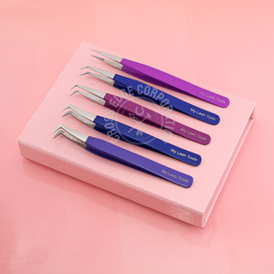 แหนบต่อขนตาแบบปลายแหลม 90 องศา รุ่น Advanced สีชมพู-ม่วง ด้ามจับแบบเรียบ จับถนัดมือ ใช้งานได้ยาวนาน ไม่ลื่น - Product Image 1