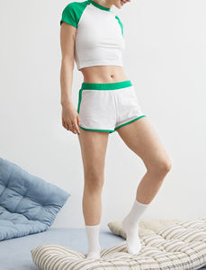 Nouveaux ensembles de hauts courts pour femmes multicolores avec shorts confortables et respirants, arrivée élégante pour l'extérieur, ensembles de hauts courts - Product Image 3