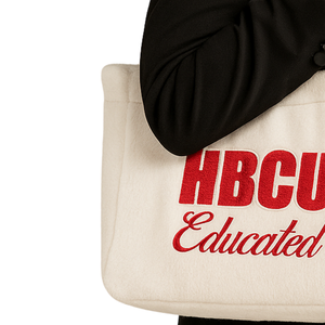 Sac fourre-tout en fourrure DST blanc, éducatif pour les HBCU, sac à main en peluche Delta Fuzzy, broderie en chenille, logo de la sororité grecque Divine Nine, sac à main cadeau - Product Image 4