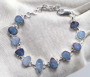 Bracelet en argent avec opale australienne naturelle en argent sterling 925 Bracelets en opale australienne en pierres précieuses Bracelets 8 pouces - Product Image 2