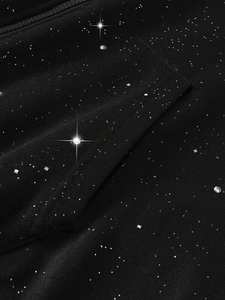 Sweat à capuche unisexe noir avec logo personnalisé, strass et fermeture éclair, en molleton 100% coton, orné de cristaux, style streetwear, scintillant, pour l'hiver - Product Image 5