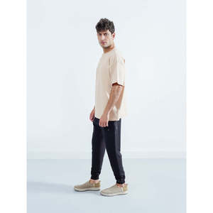 Camiseta Hip Hop MC2104 de Hombros Caídos, Cómoda, 100% Algodón, Transpirable, Antiarrugas, 220 Gramos, Jersey para Primavera/Verano, MOQ Bajo - Product Image 3