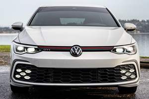 Volkswagen GTI S 2023 Económico con Volante a la Izquierda/Derecha - Product Image 2