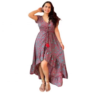 Robe en soie bohème éco-responsable pour femmes, coupe trapèze, style vintage, été, plage, streetwear, franges, douce, décontractée, naturelle - Product Image 1