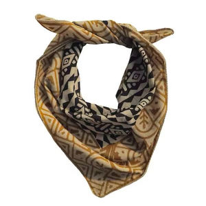 Bagru Dabu Impreso Hecho a mano Bandanas Bloque Impreso Bandanas Venta al por mayor Precio barato Tarifa Mini Bandanas Para Mujeres Hombres - Product Image 1